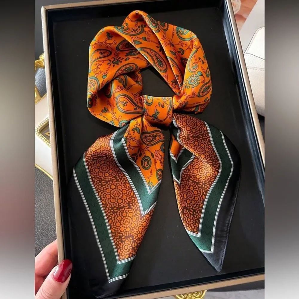 Paisley orange Scarf N1433